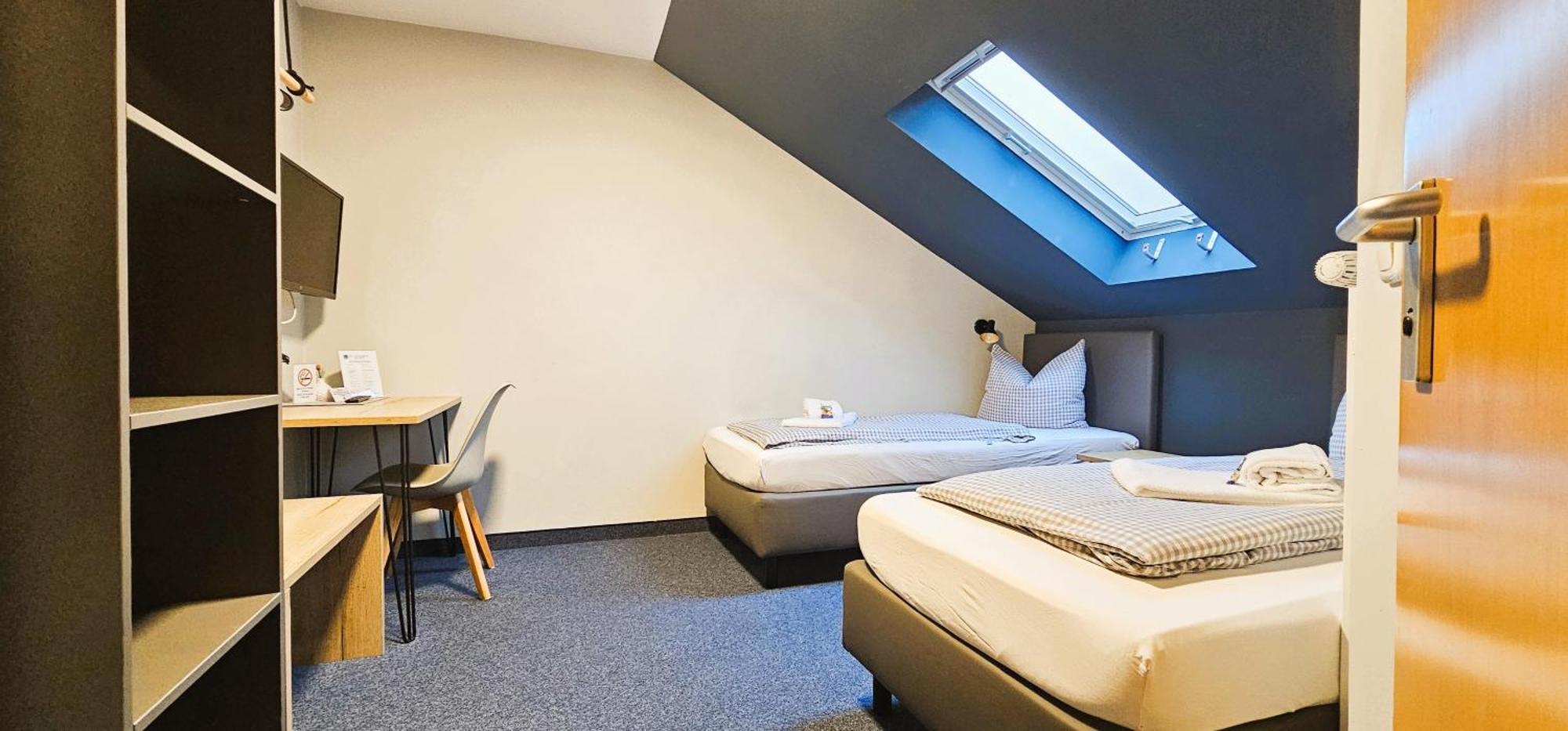 Novitel Pension Pliening - Muenchen Messe מראה חיצוני תמונה