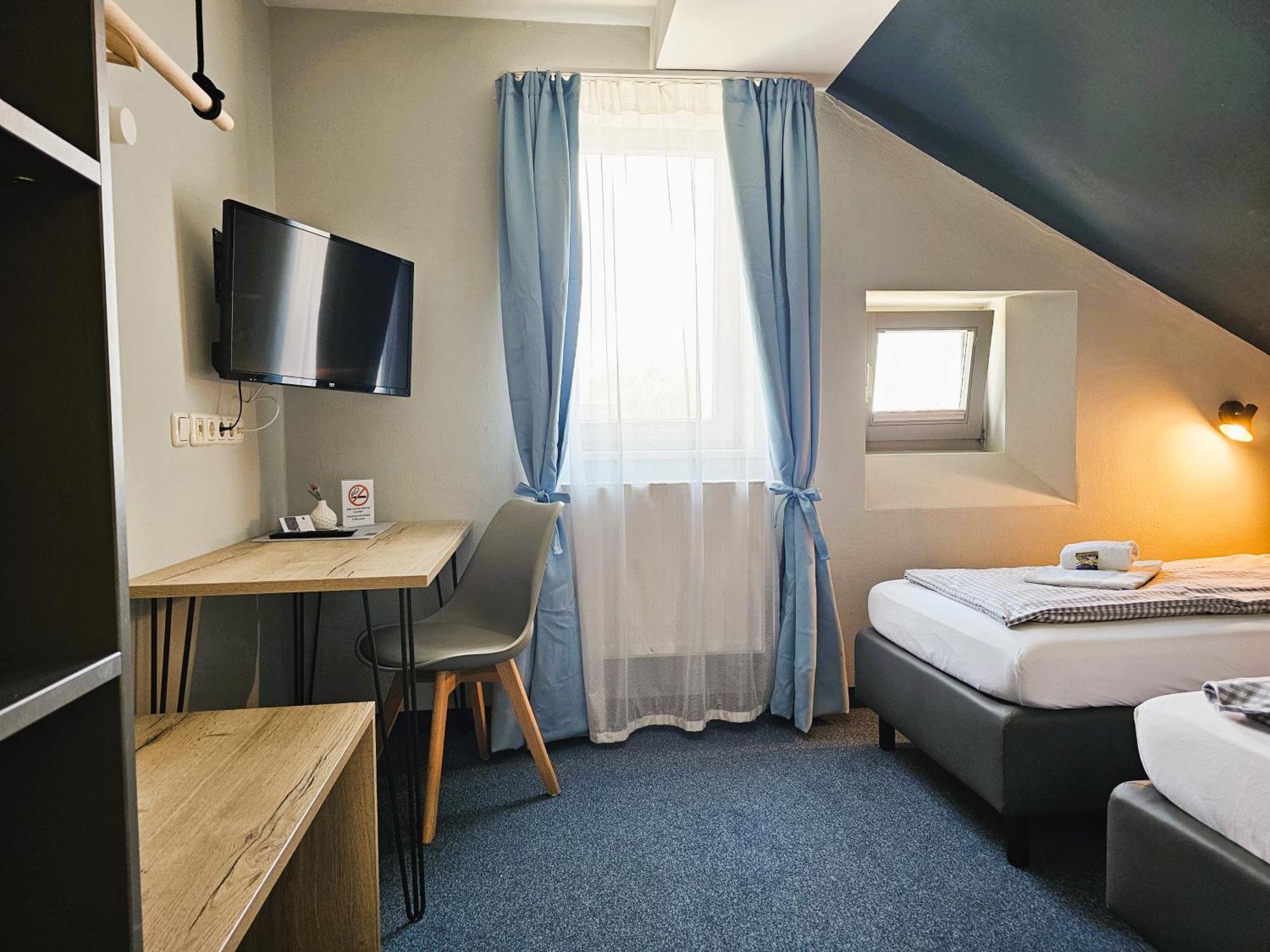 Novitel Pension Pliening - Muenchen Messe מראה חיצוני תמונה